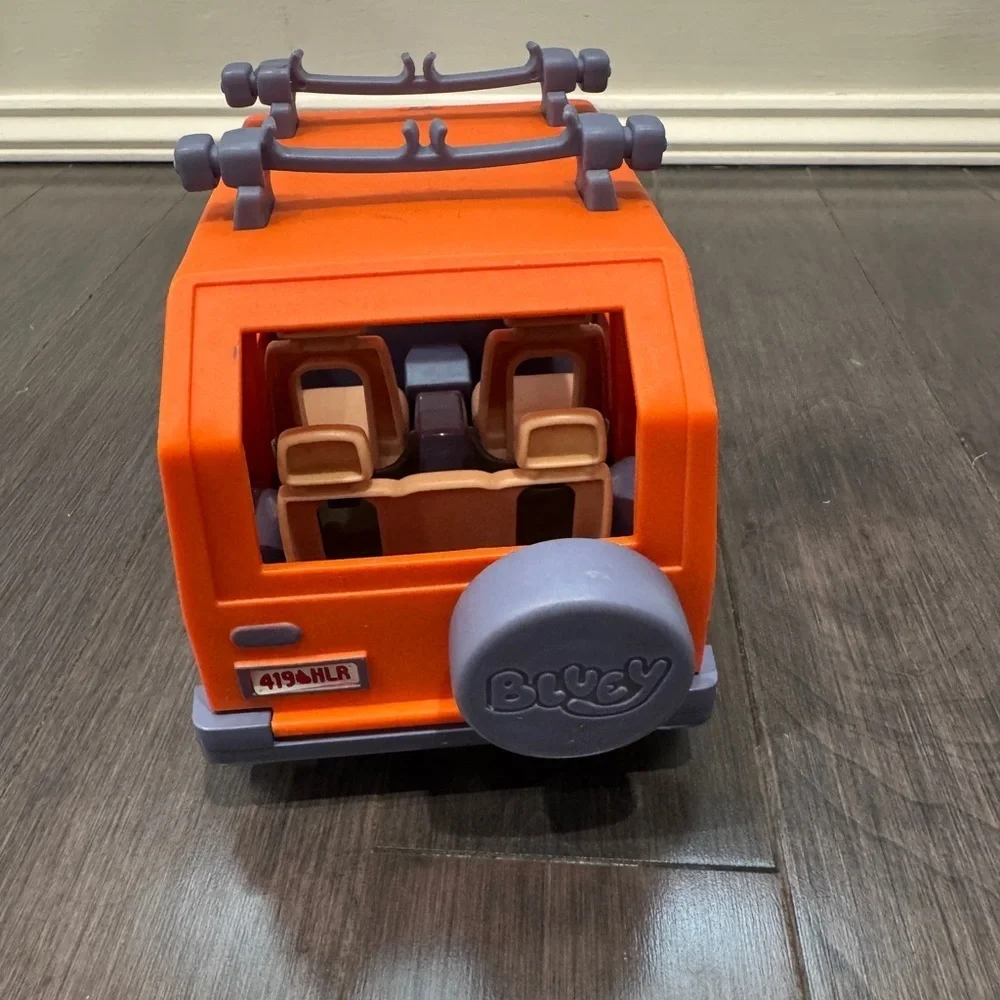 Bluey Heeler 4WD Vibrant Orange Family Vehicle Toy SUV for Kids Toddler Boy Girl